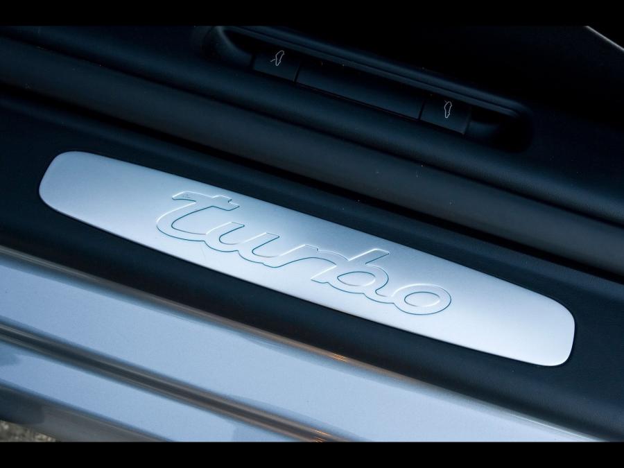  Porsche 911 Turbo 2007 года  (фото 35 из 78)